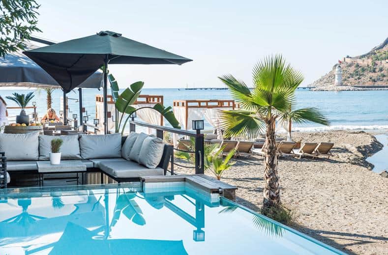 zwembad en vie beach in alanya turkse riviera turkije Zwembad van En Vie Beach in Alanya, Turkse Rivièra, Turkije