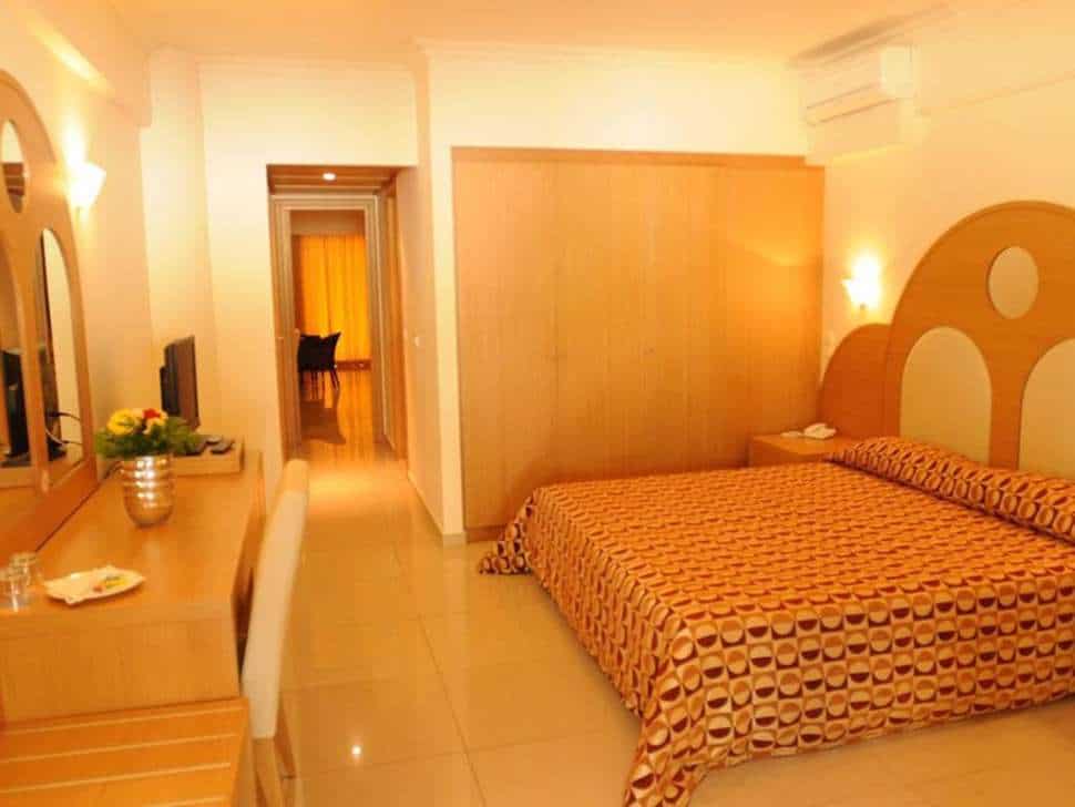 hotelkamer kalithea horizon royal in kalithea rhodos griekenland Hotelkamer van Kalithea Horizon Royal in Kalithea, Rhodos, Griekenland