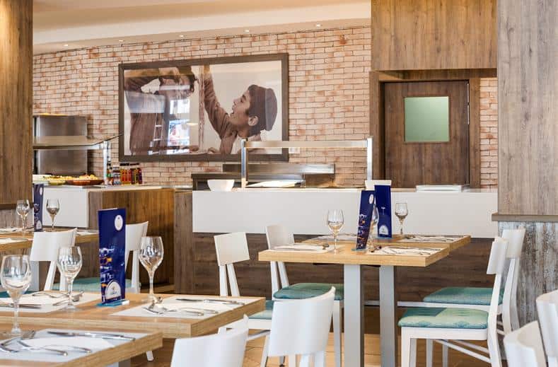 restaurant globales bouganvilla in sa coma mallorca spanje Restaurant van Globales Bouganvilla in Sa Coma, Mallorca, Spanje