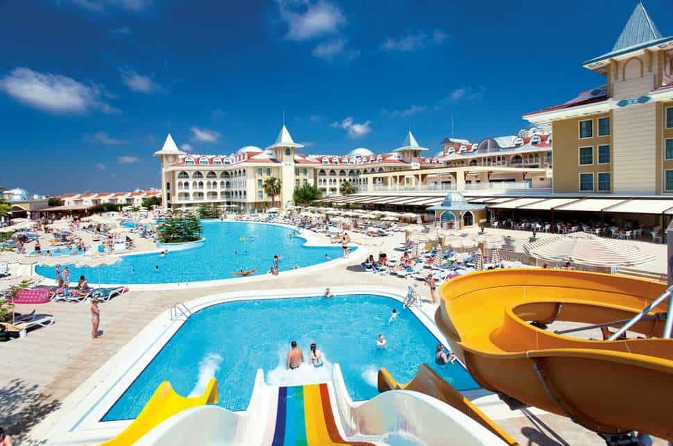 Zwembad van Side Star Resort in Side, Turkse Rivièra, Turkije