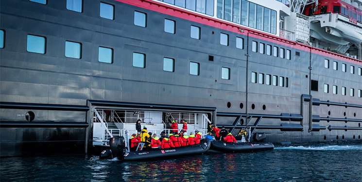expeditie ms roald amundsen hurtigruten Expeditie van MS Roald Amundsen Hurtigruten