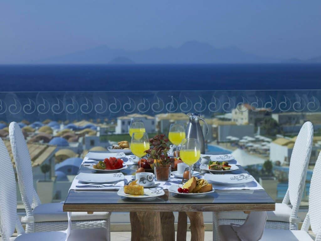 Ontbijt van Mitsis Blue Domes Resort & Spa