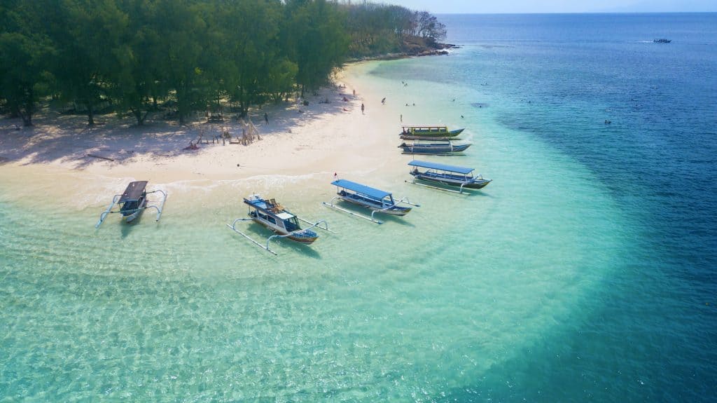 boten strand gili indonesie Eilandhoppen