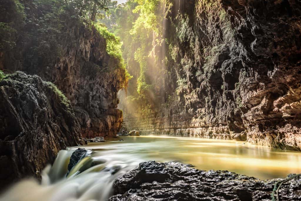 green canyon java indonesie Green Canyon in Pangandaran op Java