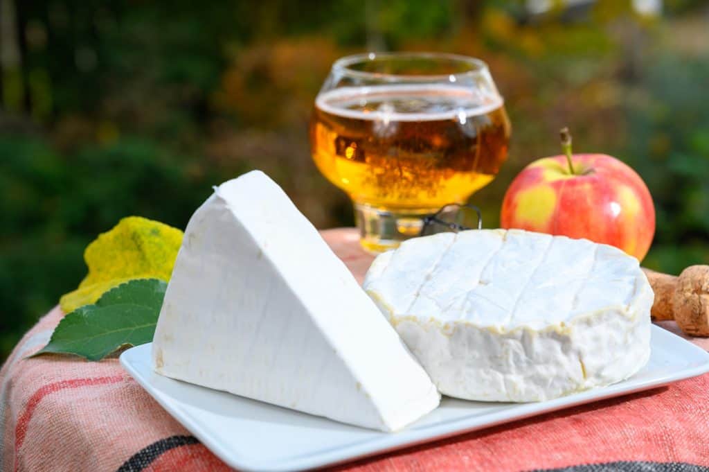 cider brie camembert Cider met brie en camembert