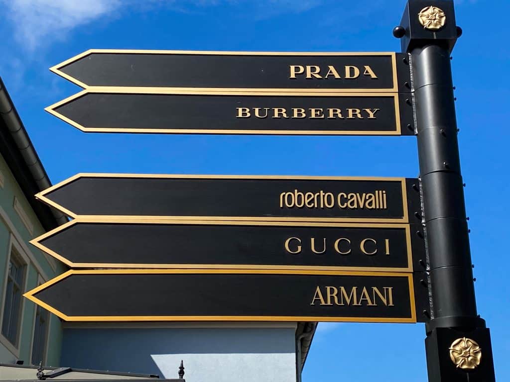 bord designer outlet roermond Bord in Designer Outlet Roermond