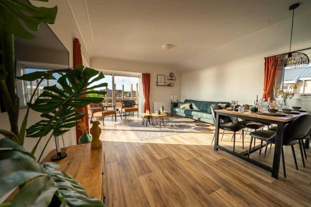 interieur chalet voor 6 personen europarcs resort zuiderzee Interieur van chalet voor 6 personen van EuroParcs Resort Zuiderzee