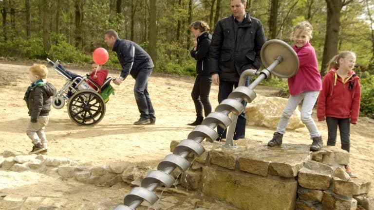 kinderen spelen met water overijssel Kinderen spelen met water in Overijssel