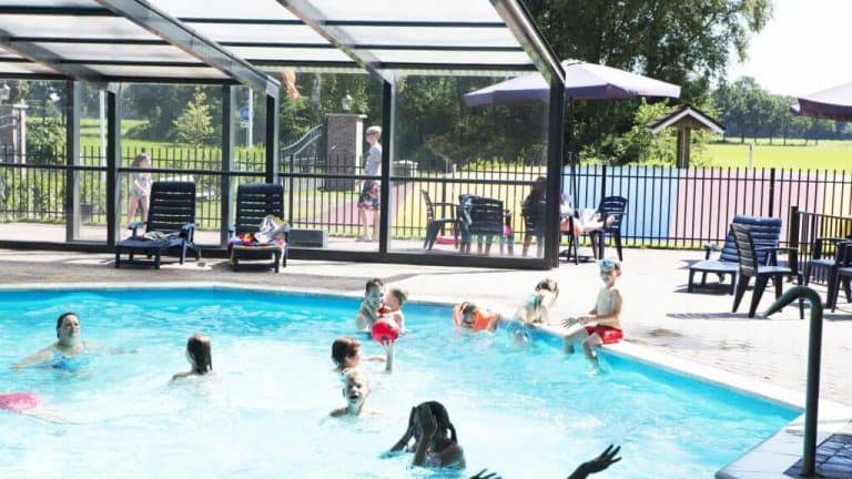 zwembad camping t veld rheeze Zwembad van Camping ‘t Veld Rheeze