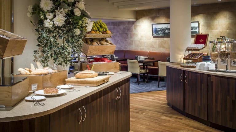 ontbijtbuffet badhotel scheveningen Ontbijtbuffet van Badhotel Scheveningen