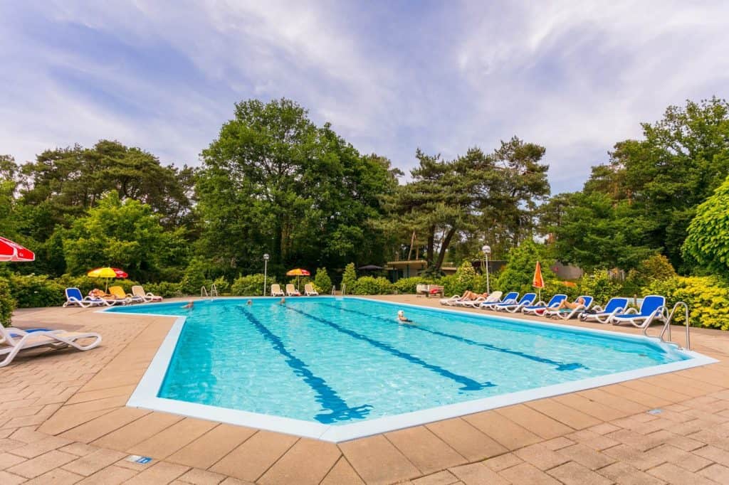 zwembad vakantiepark buitencentrum hessenheem Zwembad van Vakantiepark Buitencentrum Hessenheem
