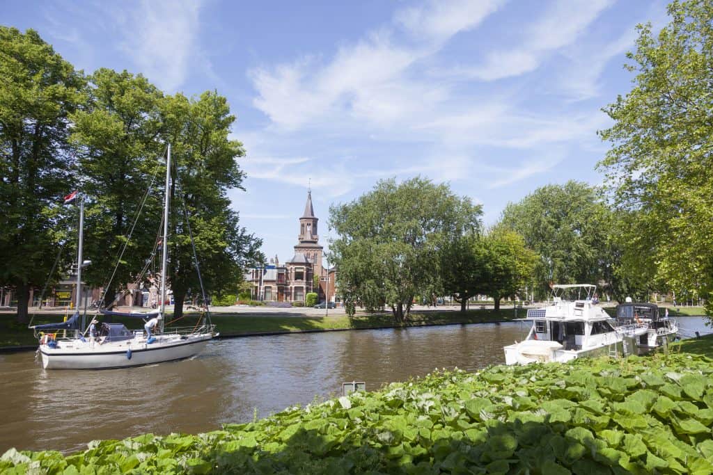 varen grachten leeuwarden Varen in de grachten van Leeuwarden