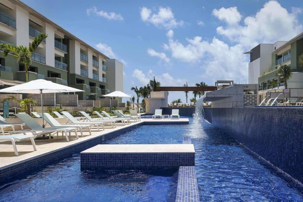zwembad catalonia costa mujeres all suites spa Zwembad van Catalonia Costa Mujeres All Suites & Spa