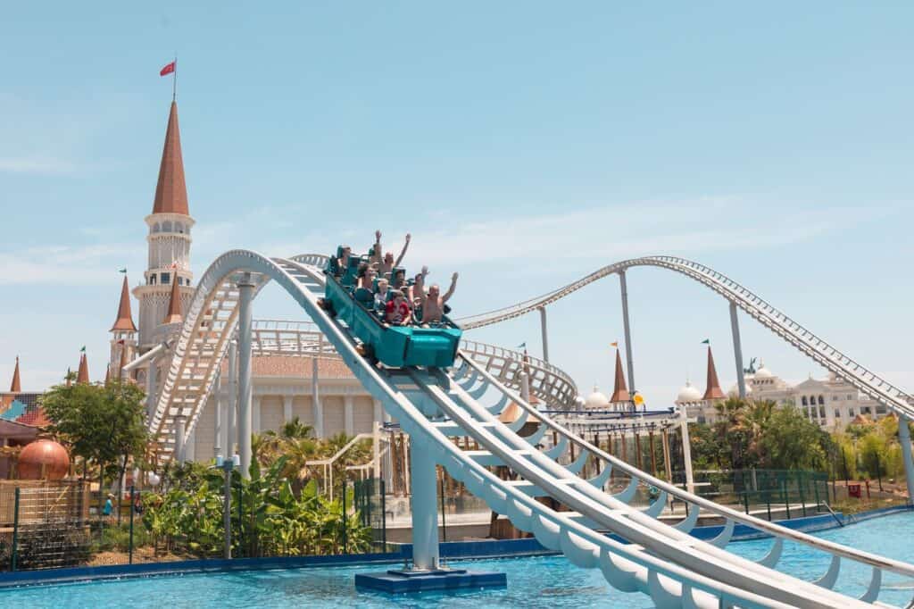 achtbaan in the land of legends kingdom hotel Achtbaan in The Land of Legends Kingdom Hotel