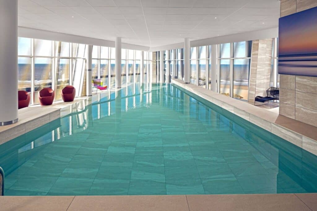 zwembad en wellness van inntel hotels den haag marina beach Zwembad en wellness van Inntel Hotels Den Haag Marina Beach