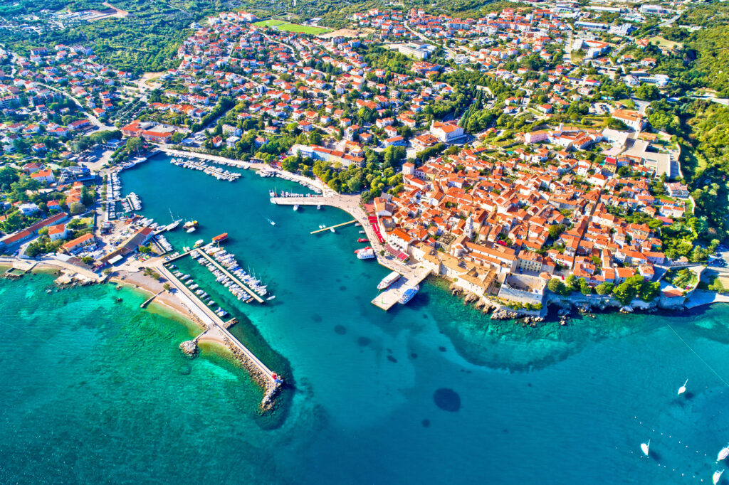 luchtfoto van krk in kroatie Luchtfoto van Krk in Kroatië